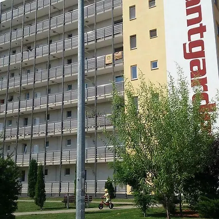 Avantgarden 57